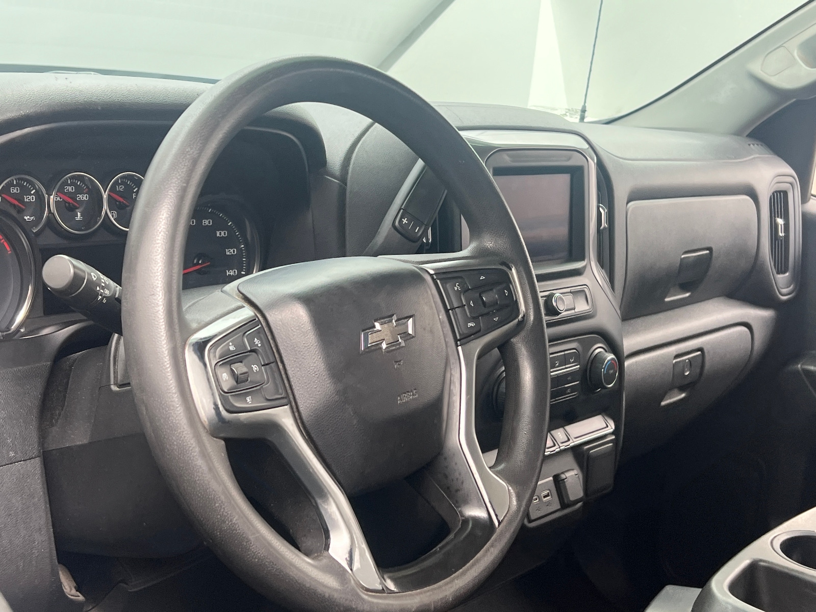 Thumbnail: 2021 Chevrolet Silverado 1500 - 5