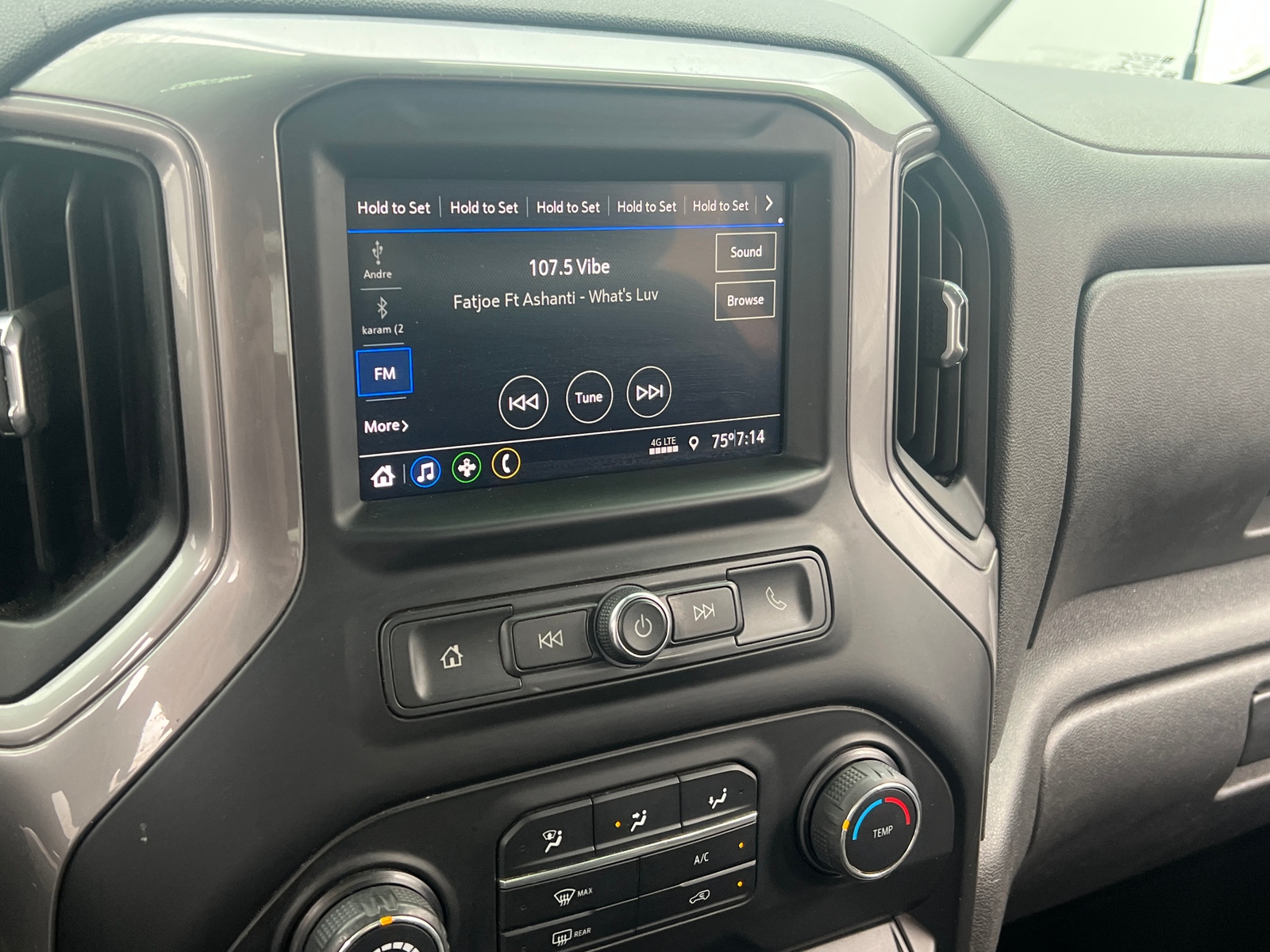 Thumbnail: 2021 Chevrolet Silverado 1500 - 4
