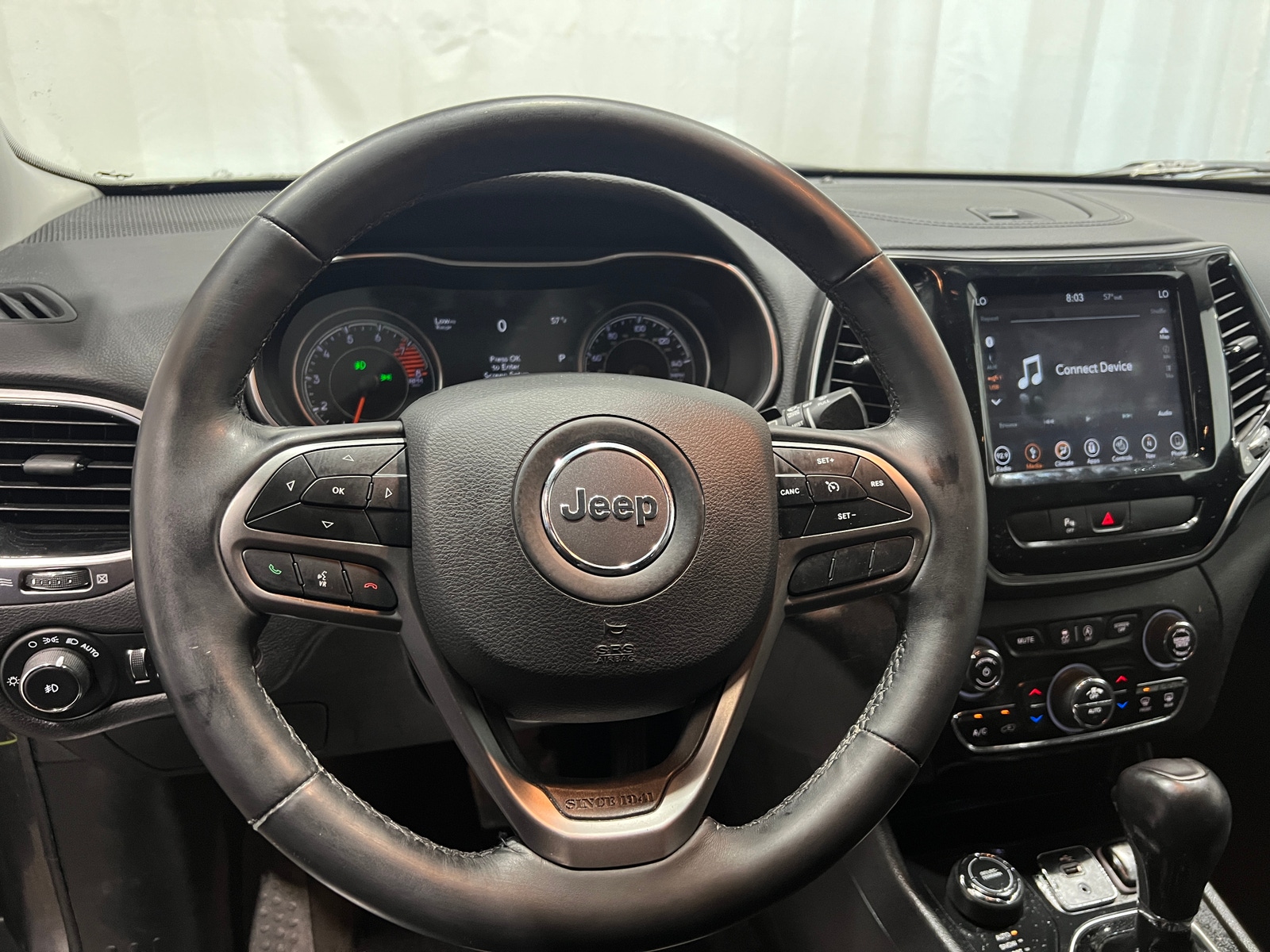Thumbnail: 2019 Jeep Cherokee - 4
