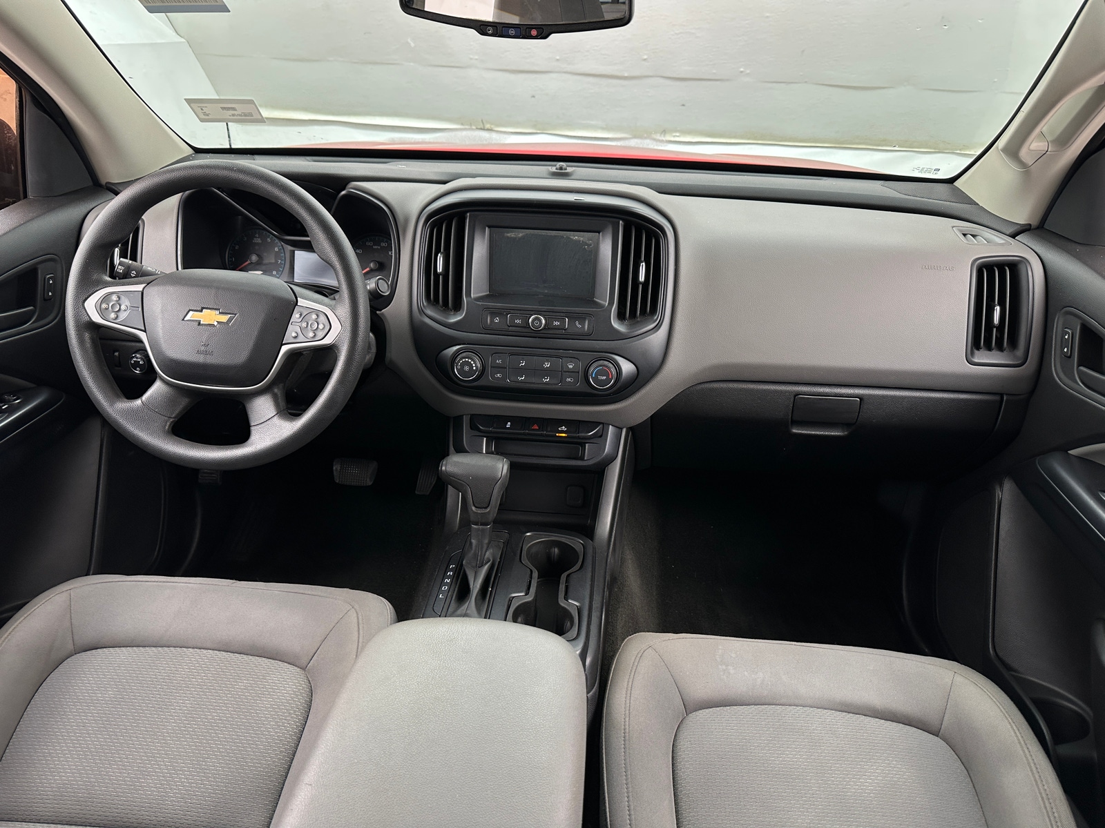 Thumbnail: 2017 Chevrolet Colorado - 3