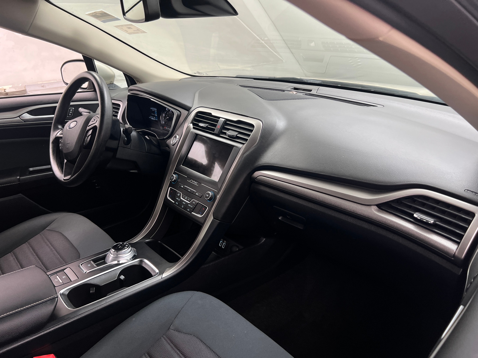 Thumbnail: 2019 Ford Fusion - 3