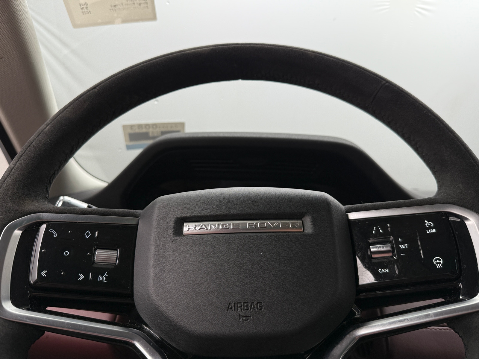 Thumbnail: 2022 Land Rover Range Rover Evoque - 4