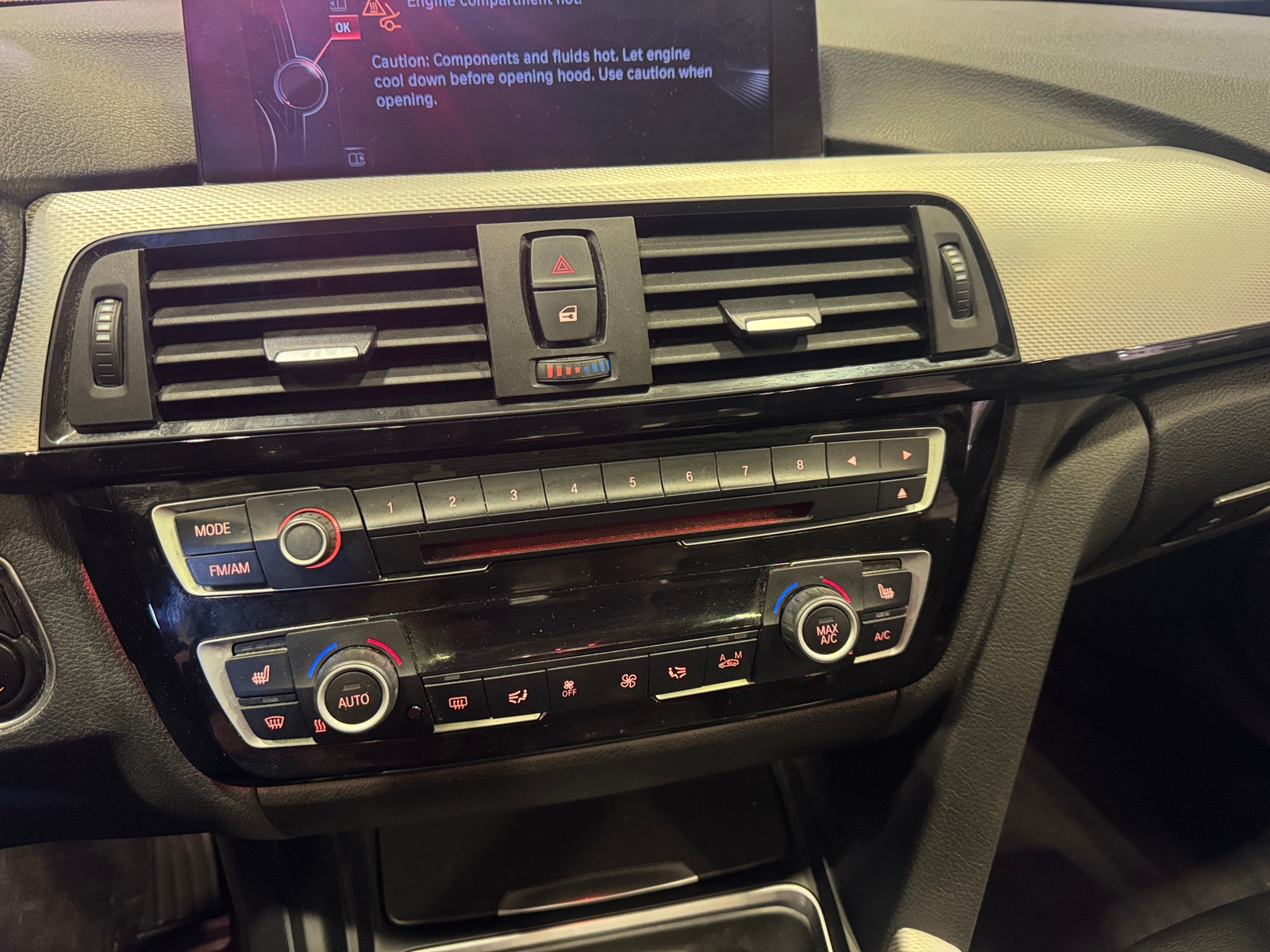 Thumbnail: 2014 BMW 3 Series - 3