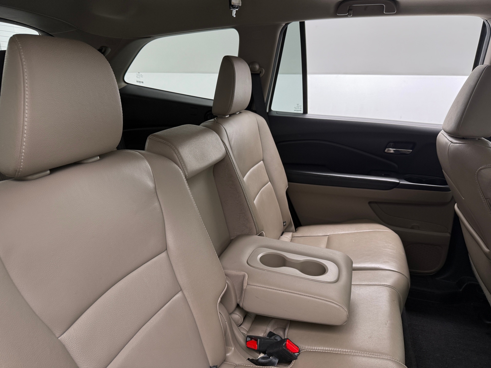 Thumbnail: 2016 Honda Pilot - 6