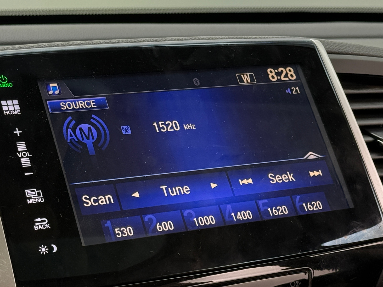 Thumbnail: 2016 Honda Pilot - 4