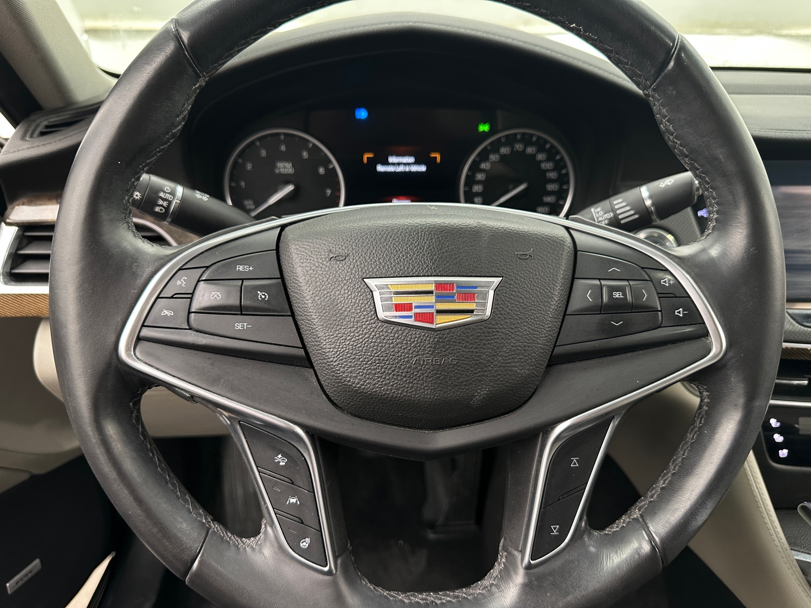 Thumbnail: 2017 Cadillac CT6 - 4