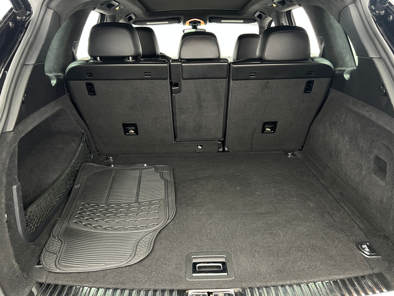 Thumbnail: 2013 Porsche Cayenne - 6
