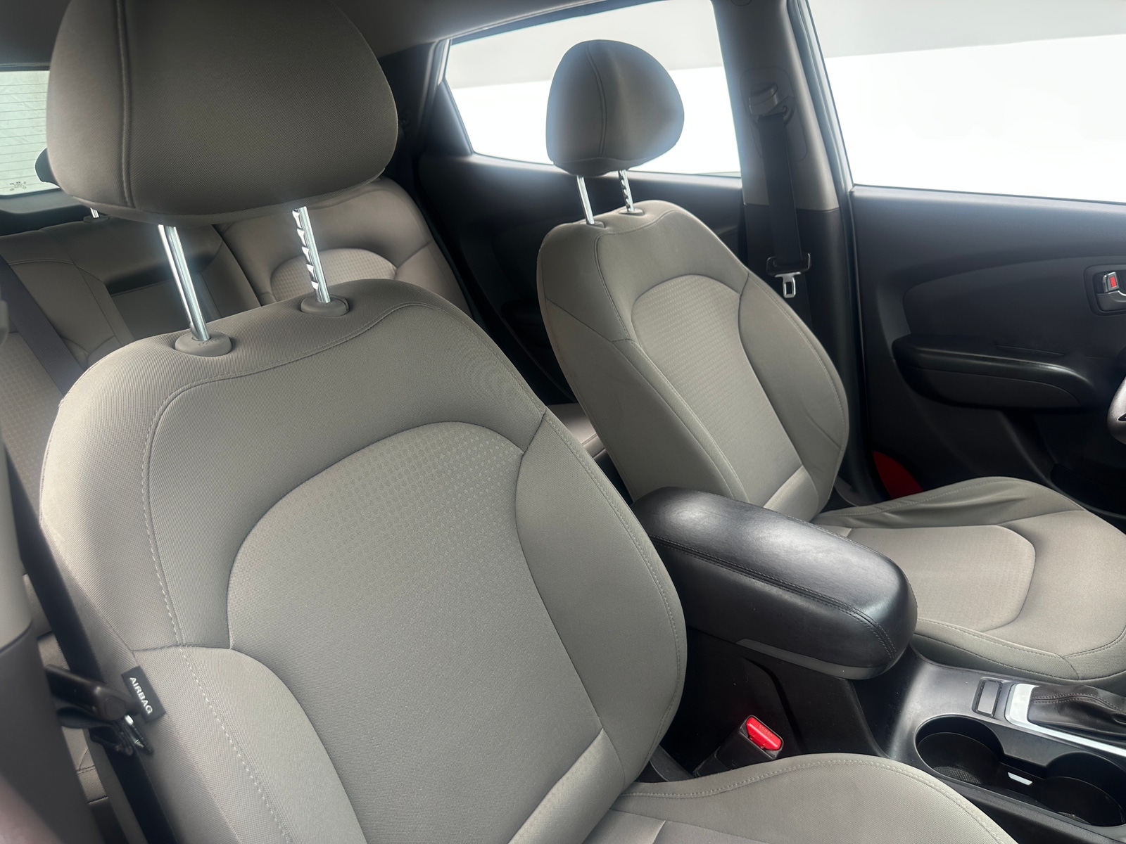 Thumbnail: 2015 Hyundai Tucson - 2