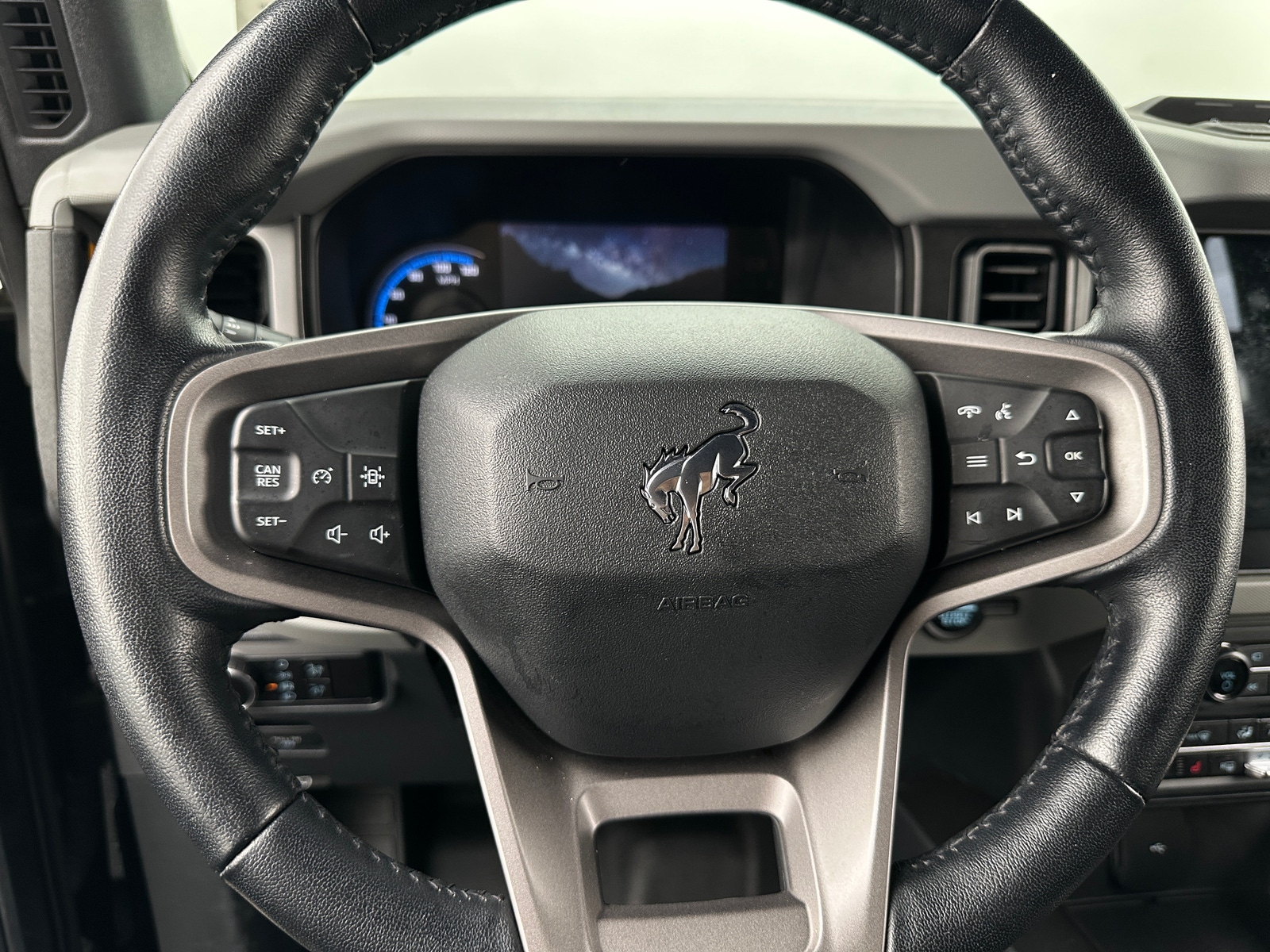 Thumbnail: 2023 Ford Bronco - 4