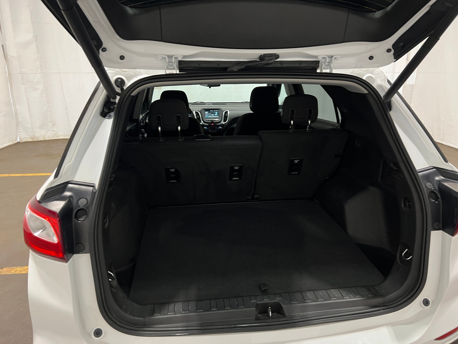 Thumbnail: 2018 Chevrolet Equinox - 7