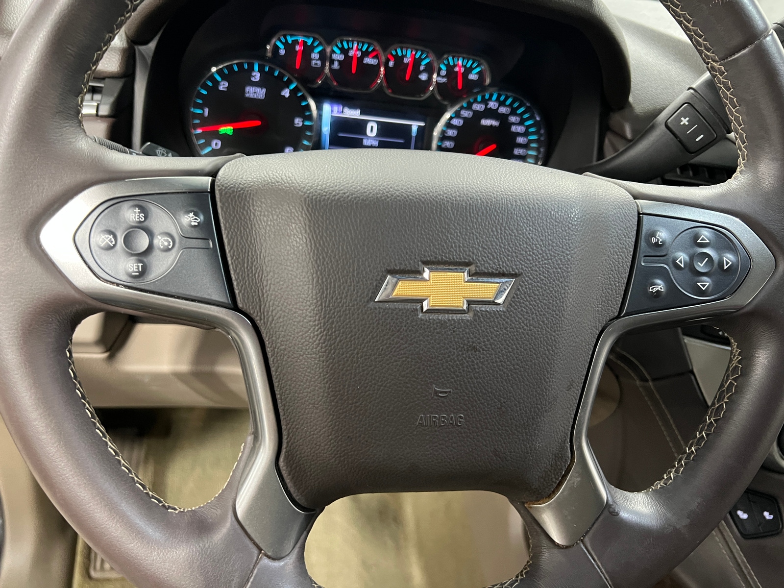 Thumbnail: 2015 Chevrolet Tahoe - 4