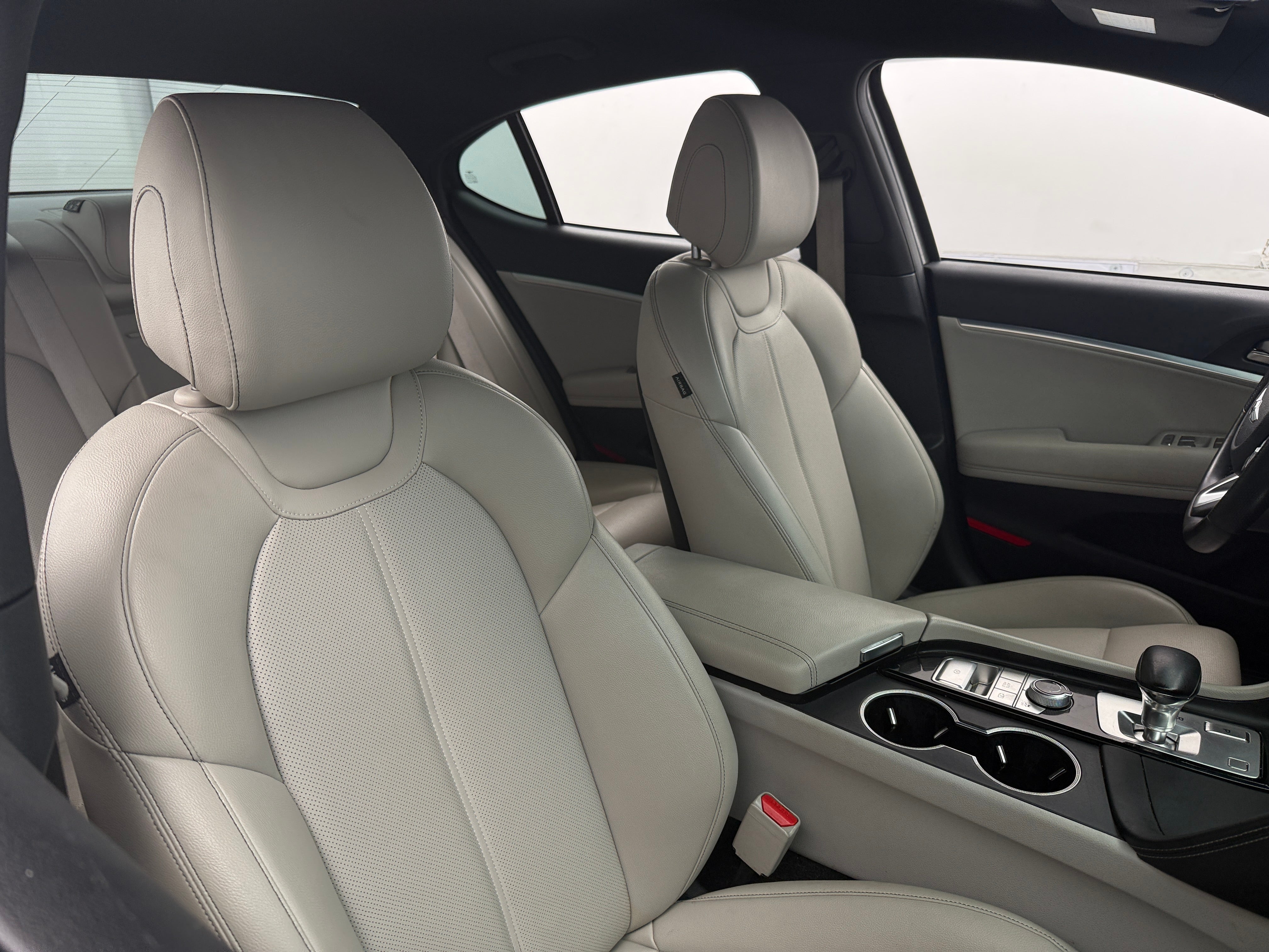 2022 GENESIS G70