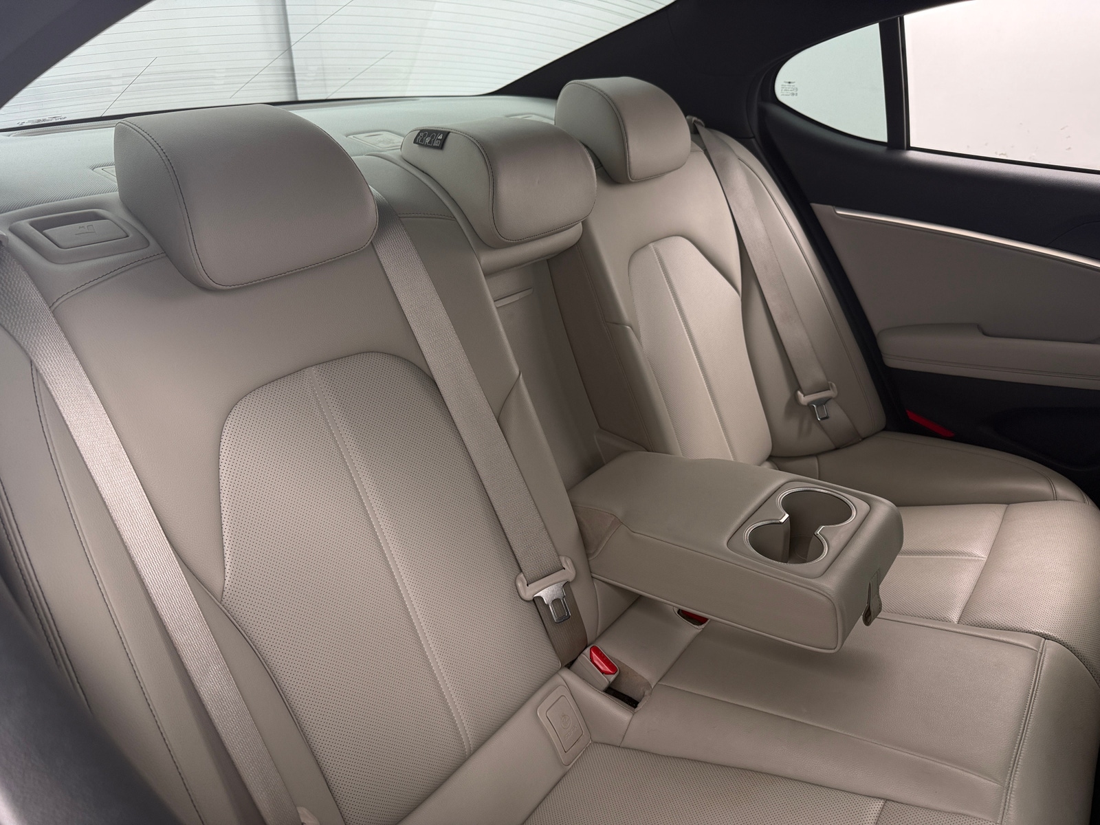 Thumbnail: 2022 Genesis G70 - 5