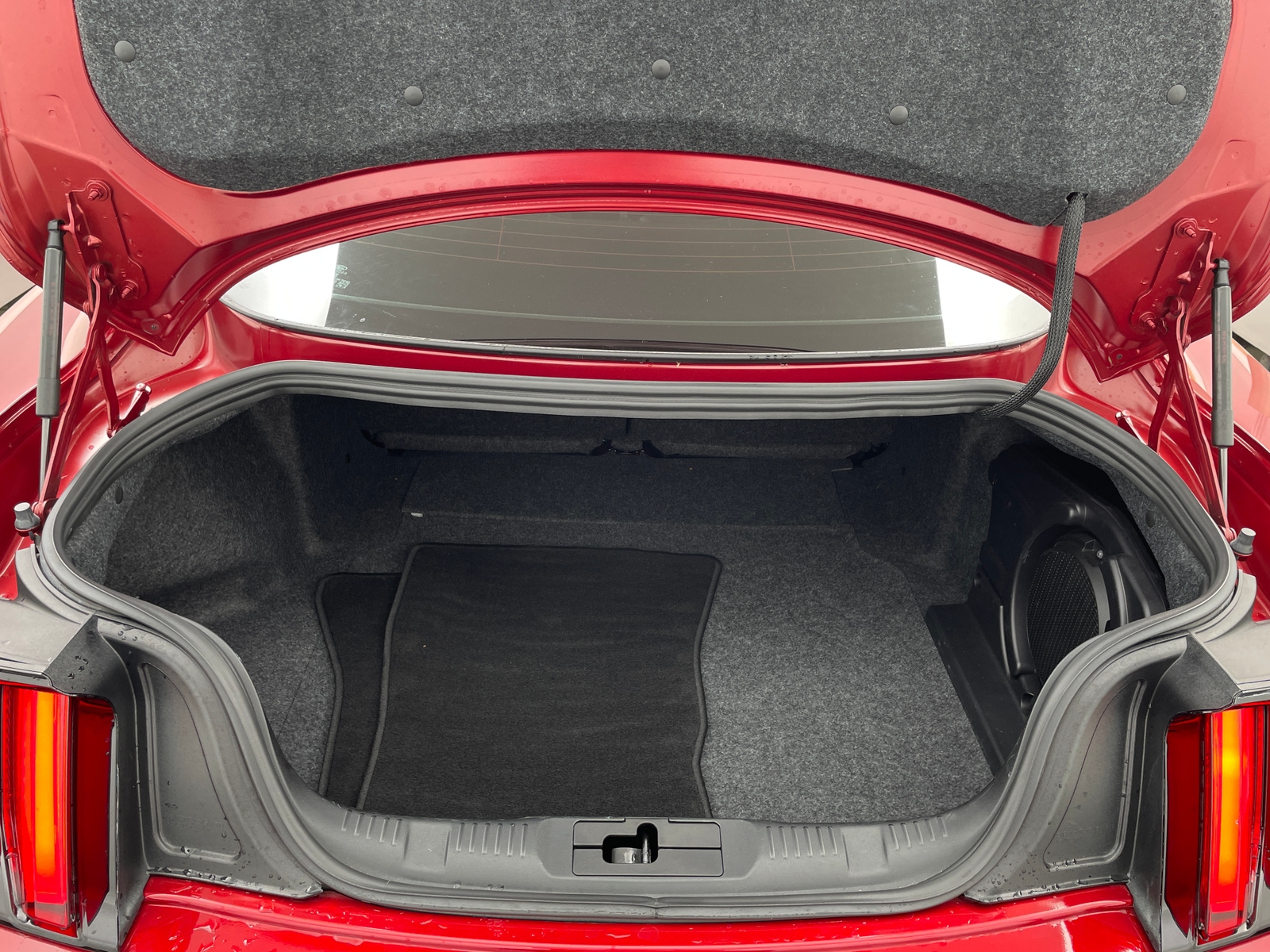 Thumbnail: 2015 Ford Mustang - 4