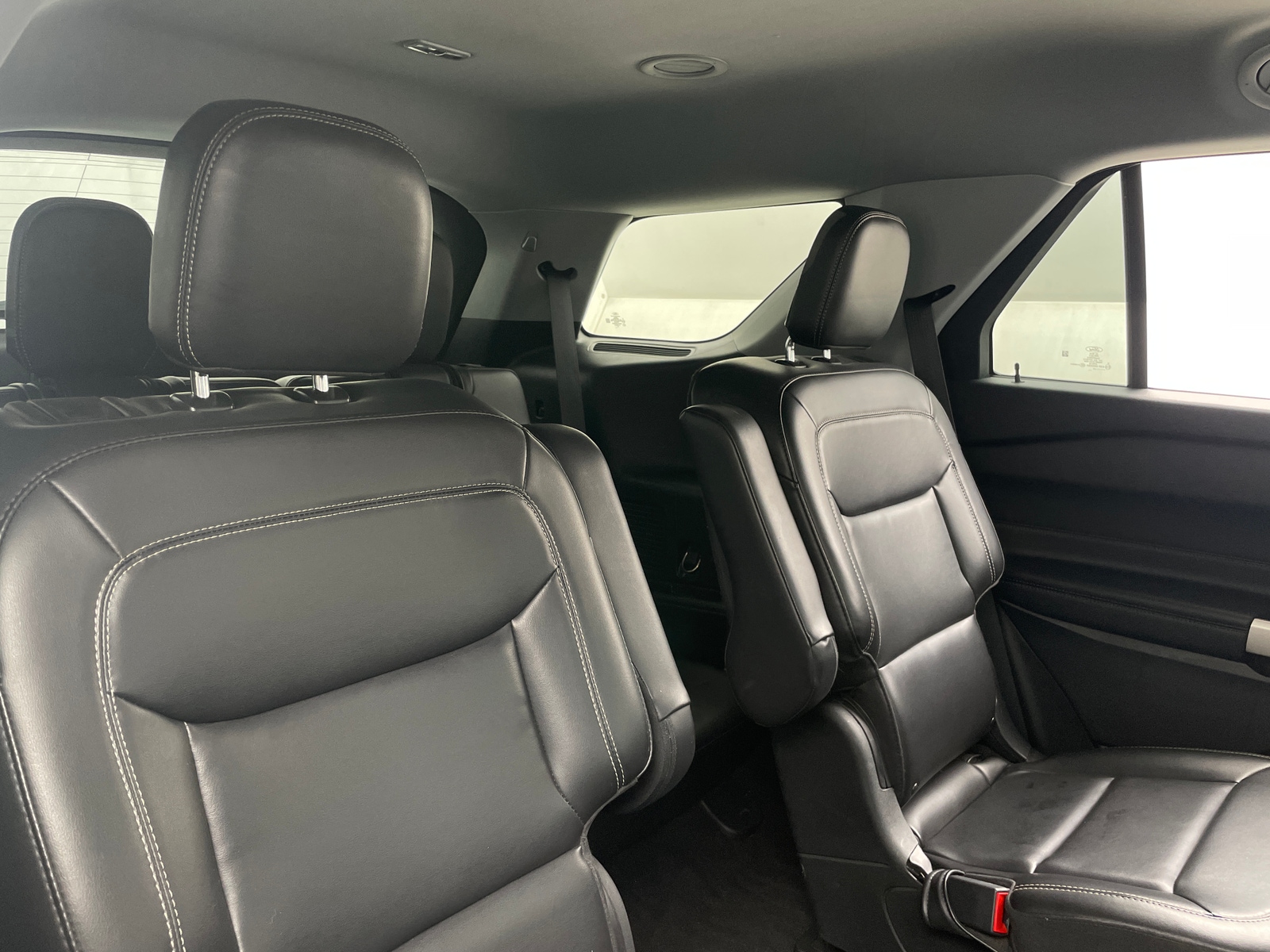 Thumbnail: 2021 Ford Explorer - 5