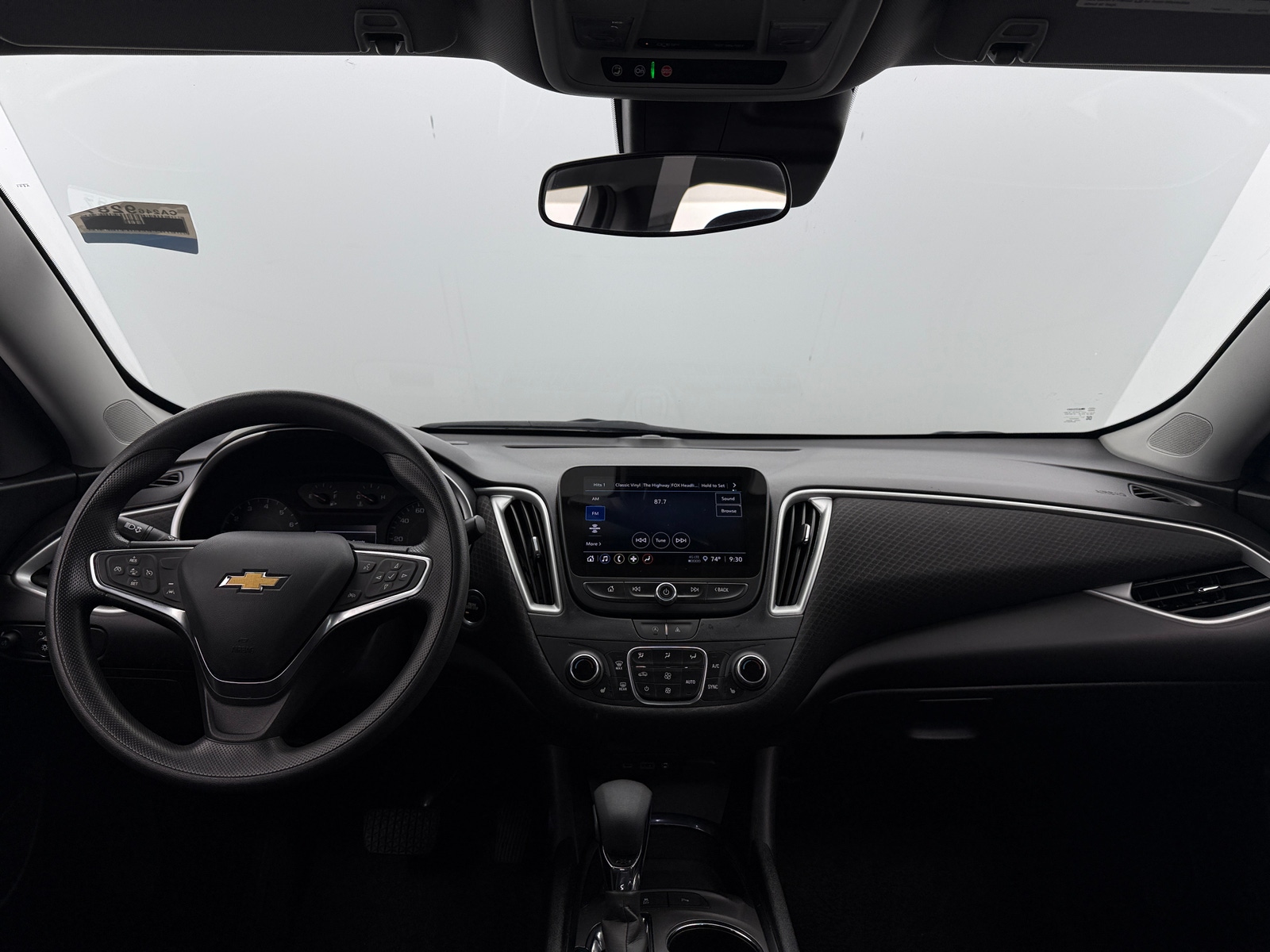 Thumbnail: 2024 Chevrolet Malibu - 3