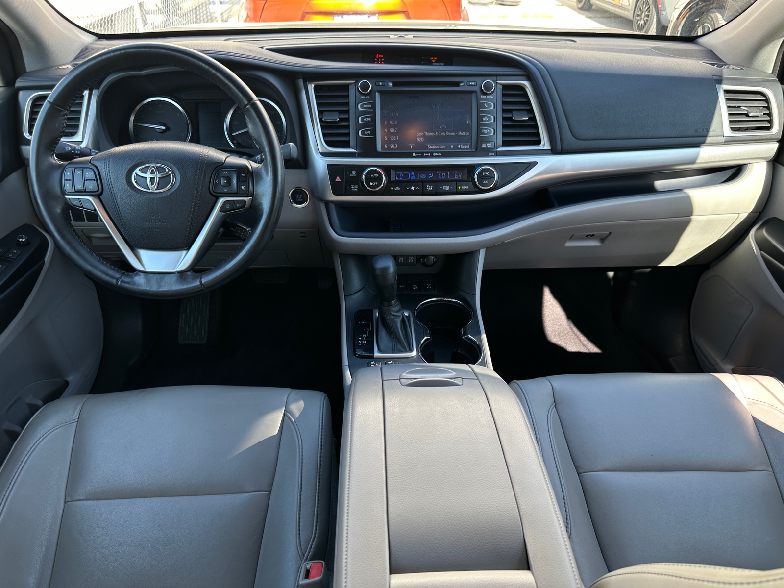 Thumbnail: 2017 Toyota Highlander - 2