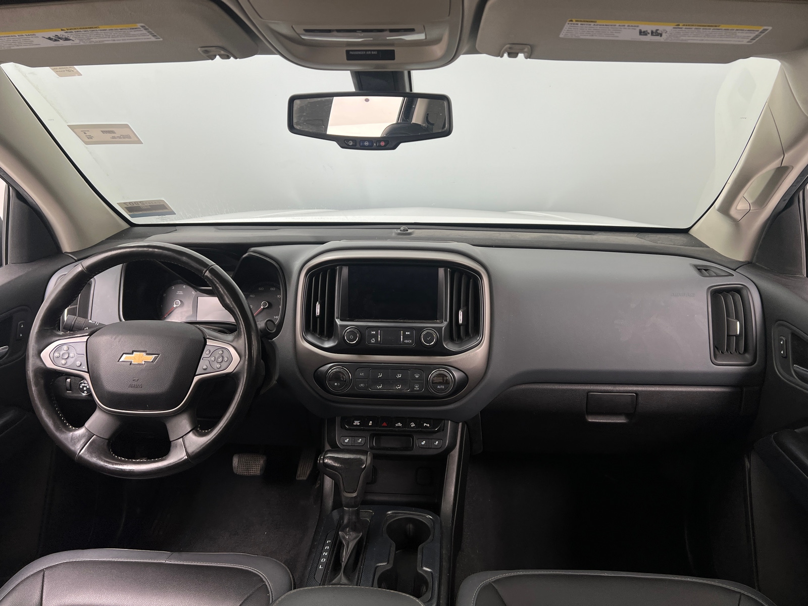 Thumbnail: 2019 Chevrolet Colorado - 3