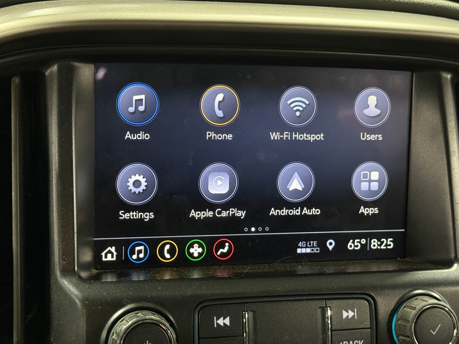 Thumbnail: 2019 Chevrolet Colorado - 4