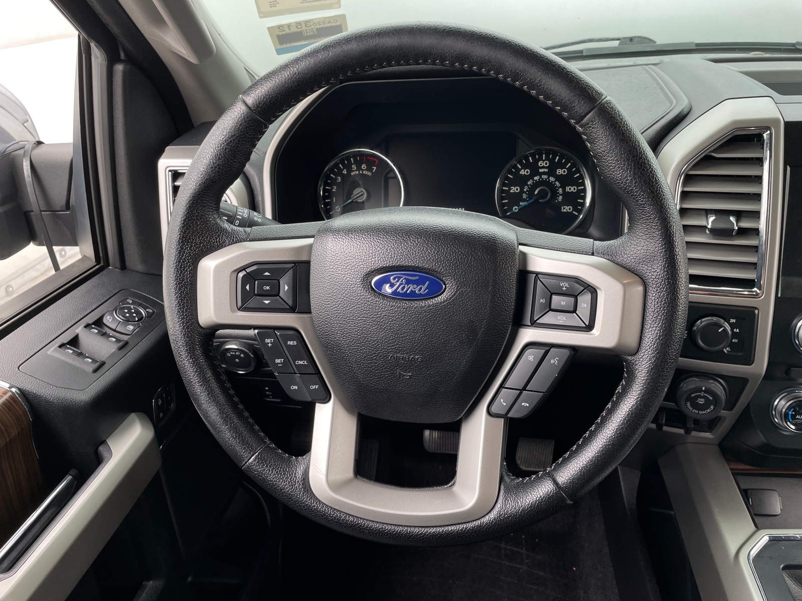 Thumbnail: 2016 Ford Econoline - 4