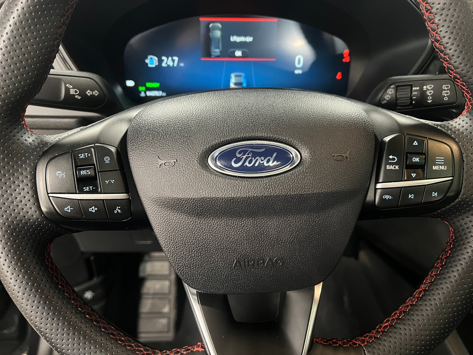 Thumbnail: 2023 Ford Escape - 5
