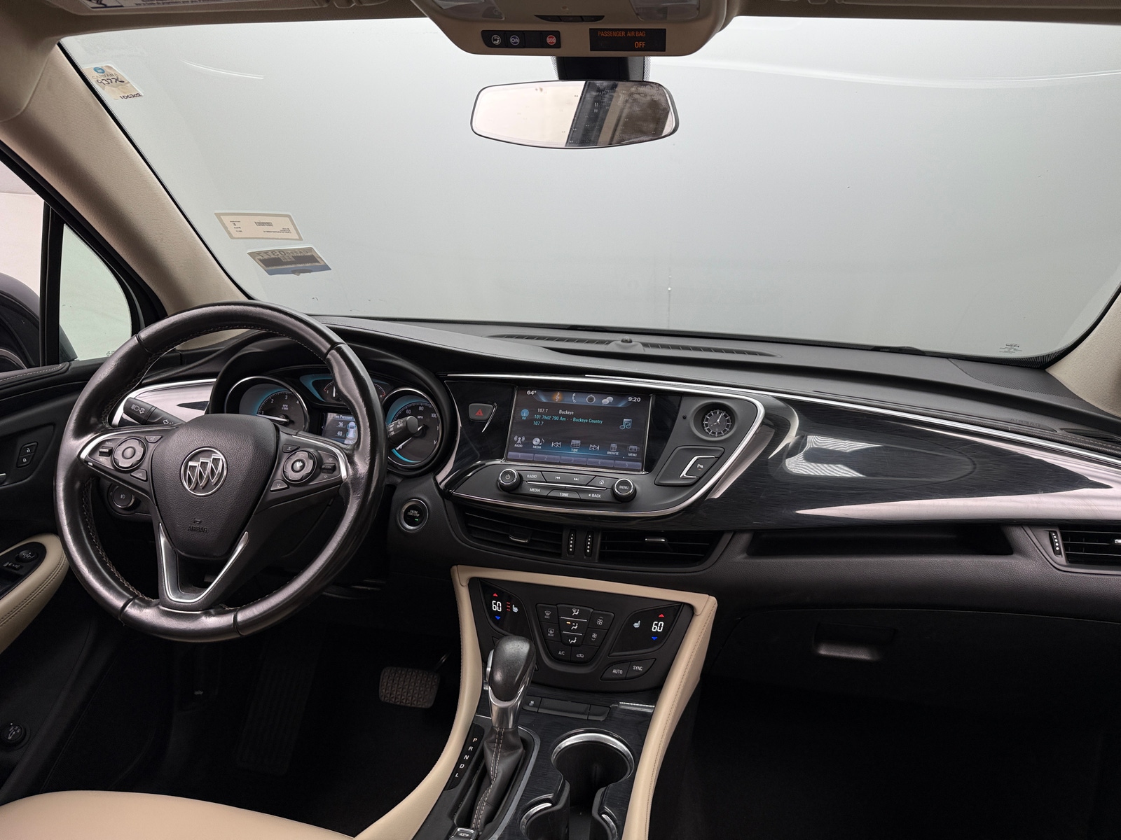 Thumbnail: 2017 Buick Envision - 3