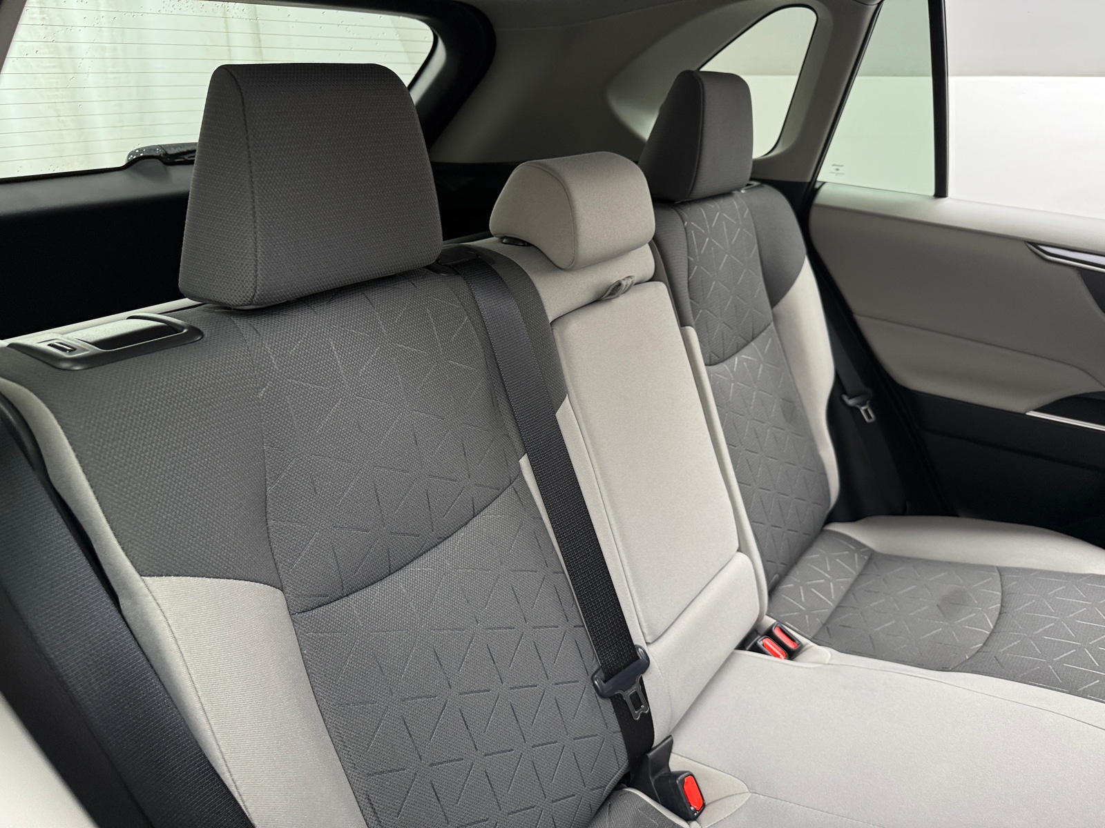 Thumbnail: 2025 Toyota RAV4 - 6