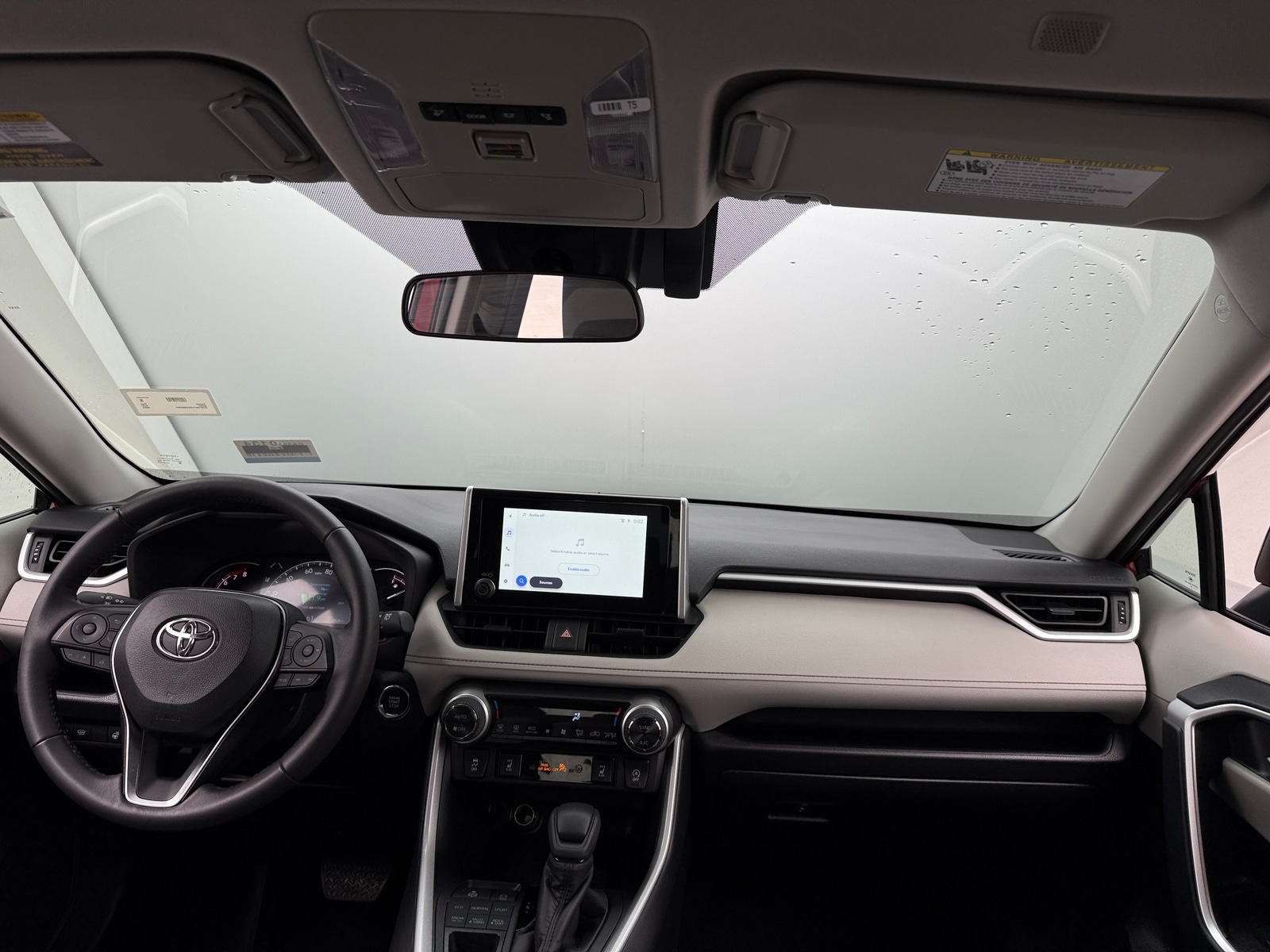 Thumbnail: 2025 Toyota RAV4 - 3
