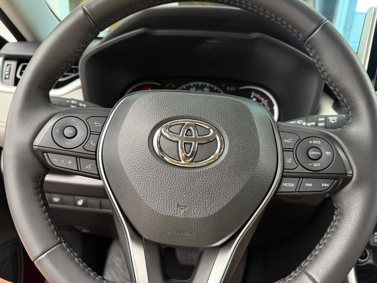 Thumbnail: 2025 Toyota RAV4 - 5