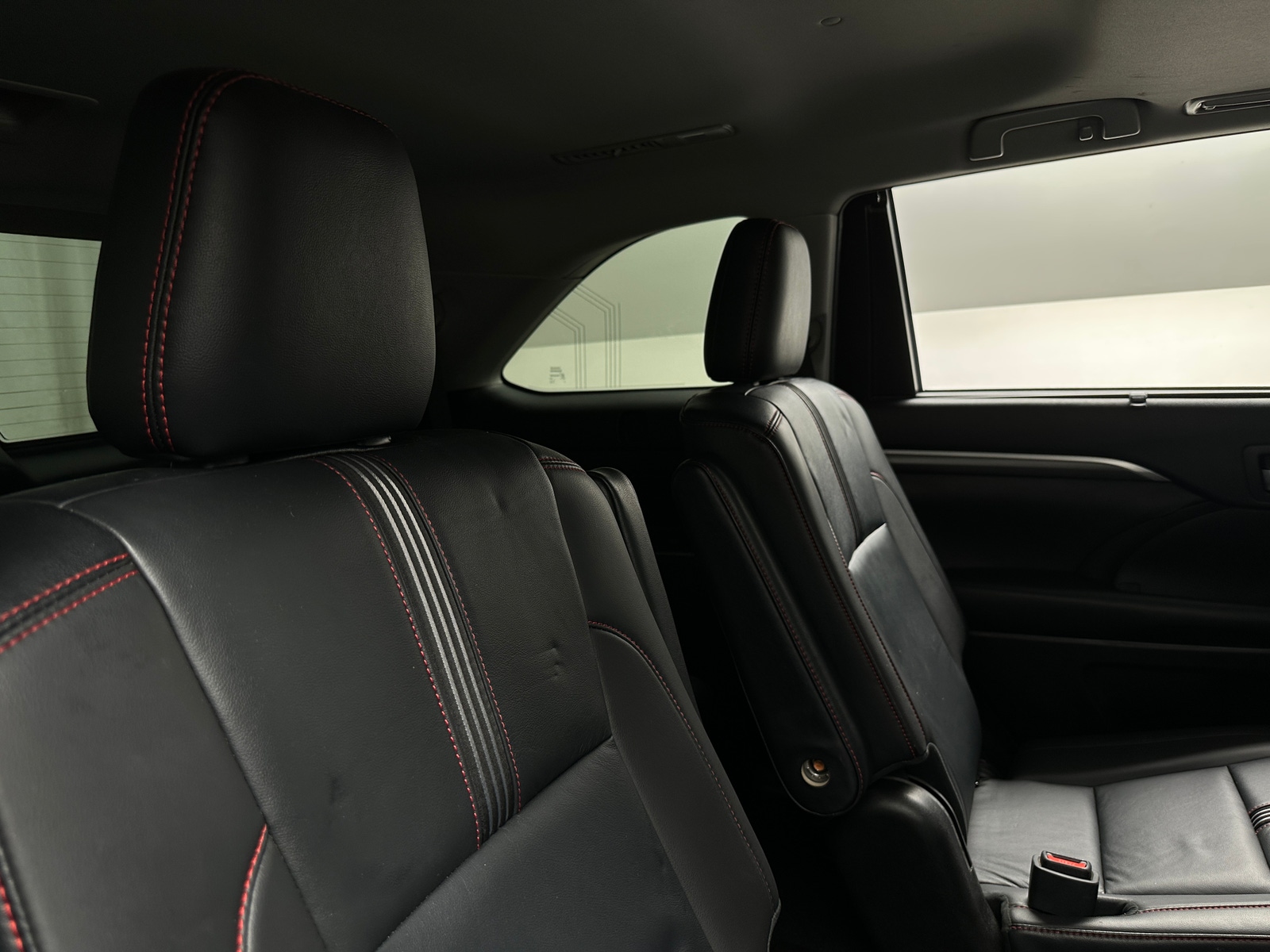 Thumbnail: 2019 Toyota Highlander - 5