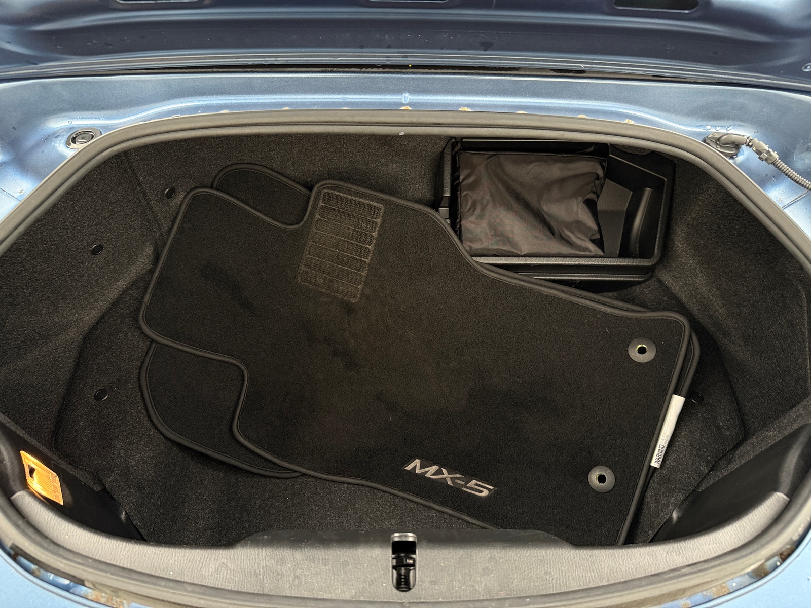 Thumbnail: 2019 Mazda MX-5 Miata - 4