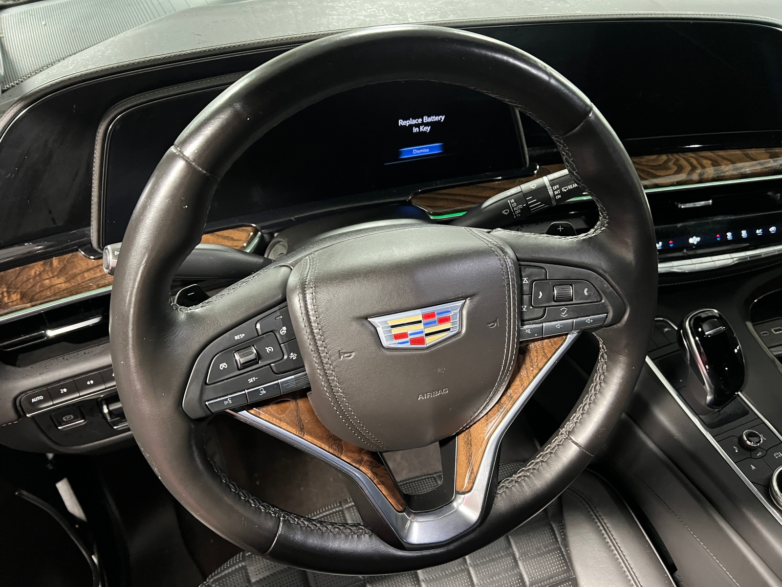 Thumbnail: 2022 Cadillac Escalade - 4