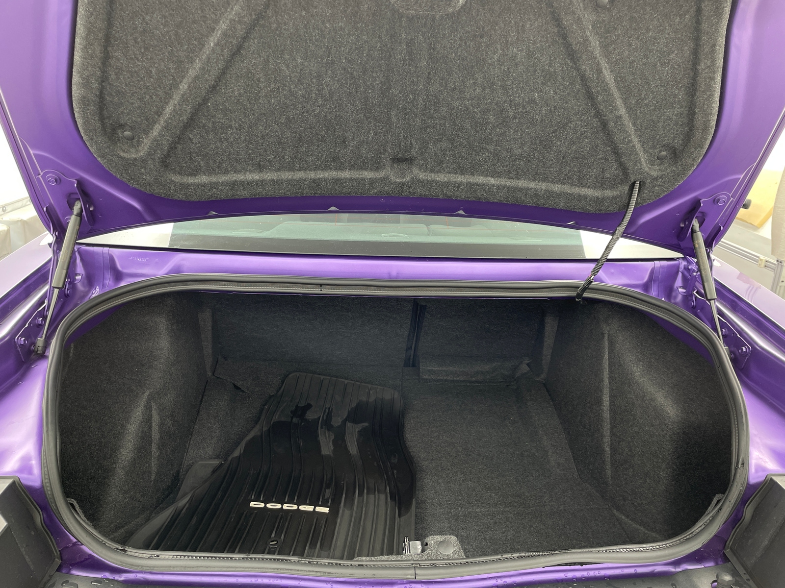 Thumbnail: 2016 Dodge Challenger - 5