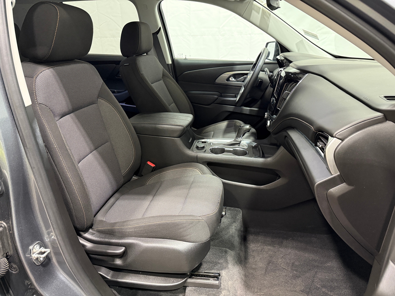 Thumbnail: 2020 Chevrolet Traverse - 2
