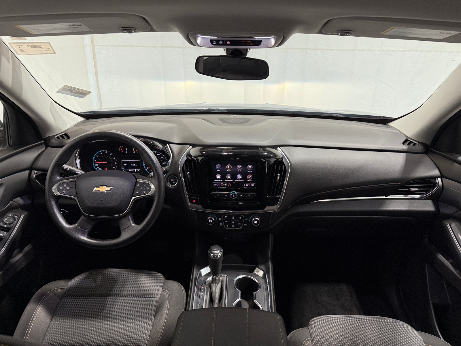 Thumbnail: 2020 Chevrolet Traverse - 3