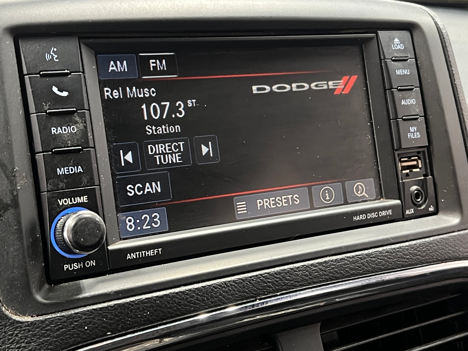 Thumbnail: 2017 Dodge Grand Caravan - 3