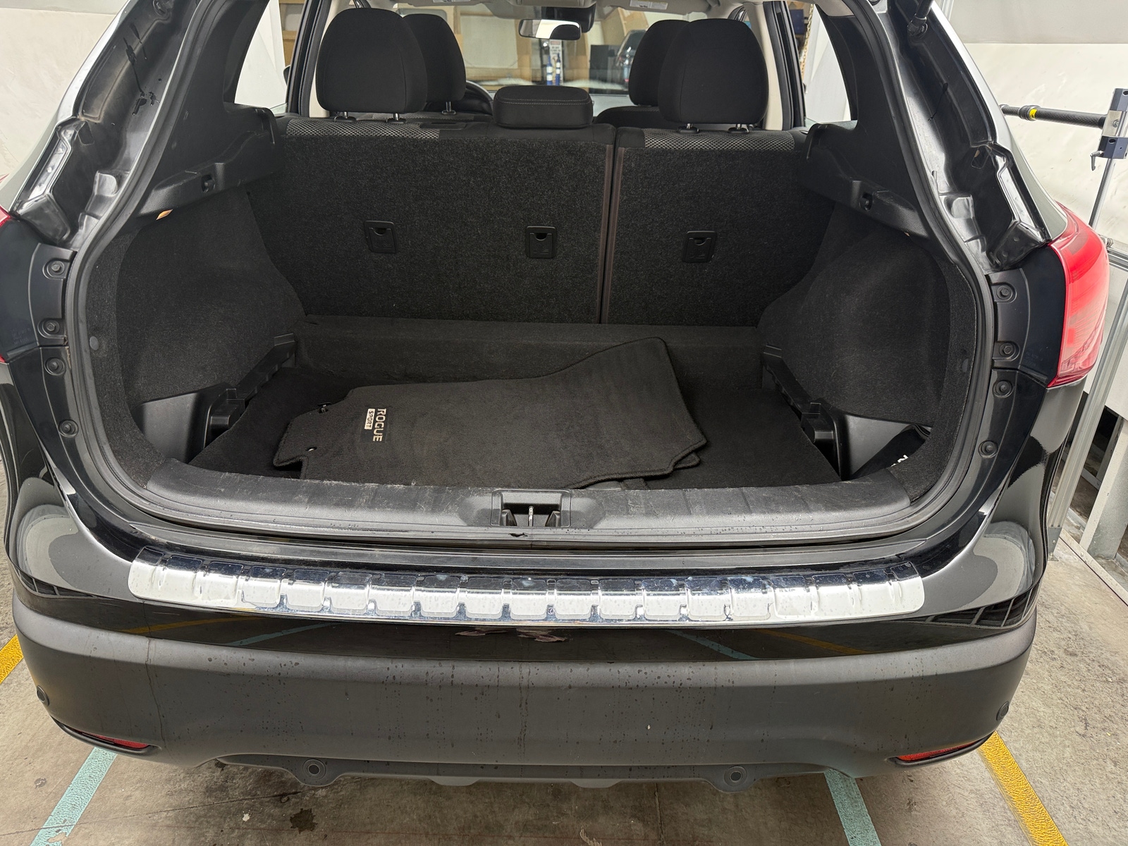 Thumbnail: 2019 Nissan Rogue Sport - 7