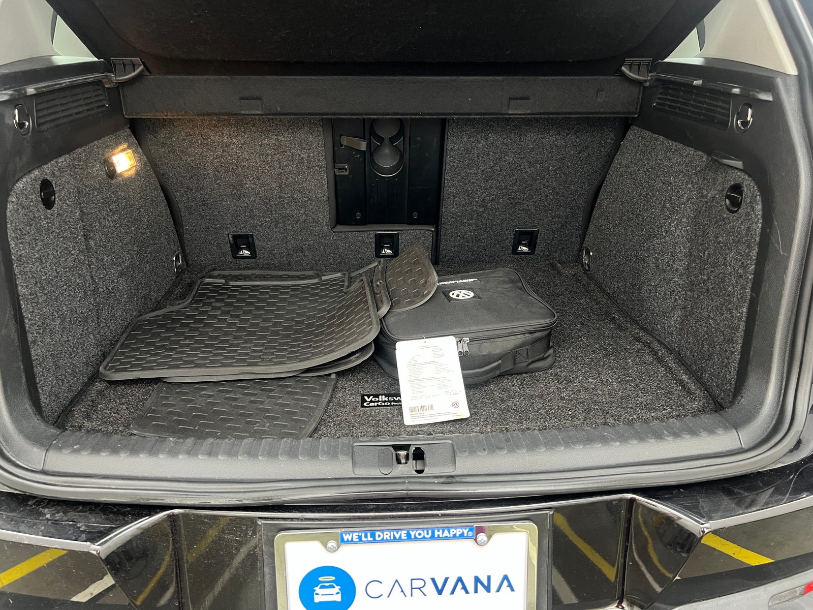 Thumbnail: 2018 Volkswagen Tiguan - 7