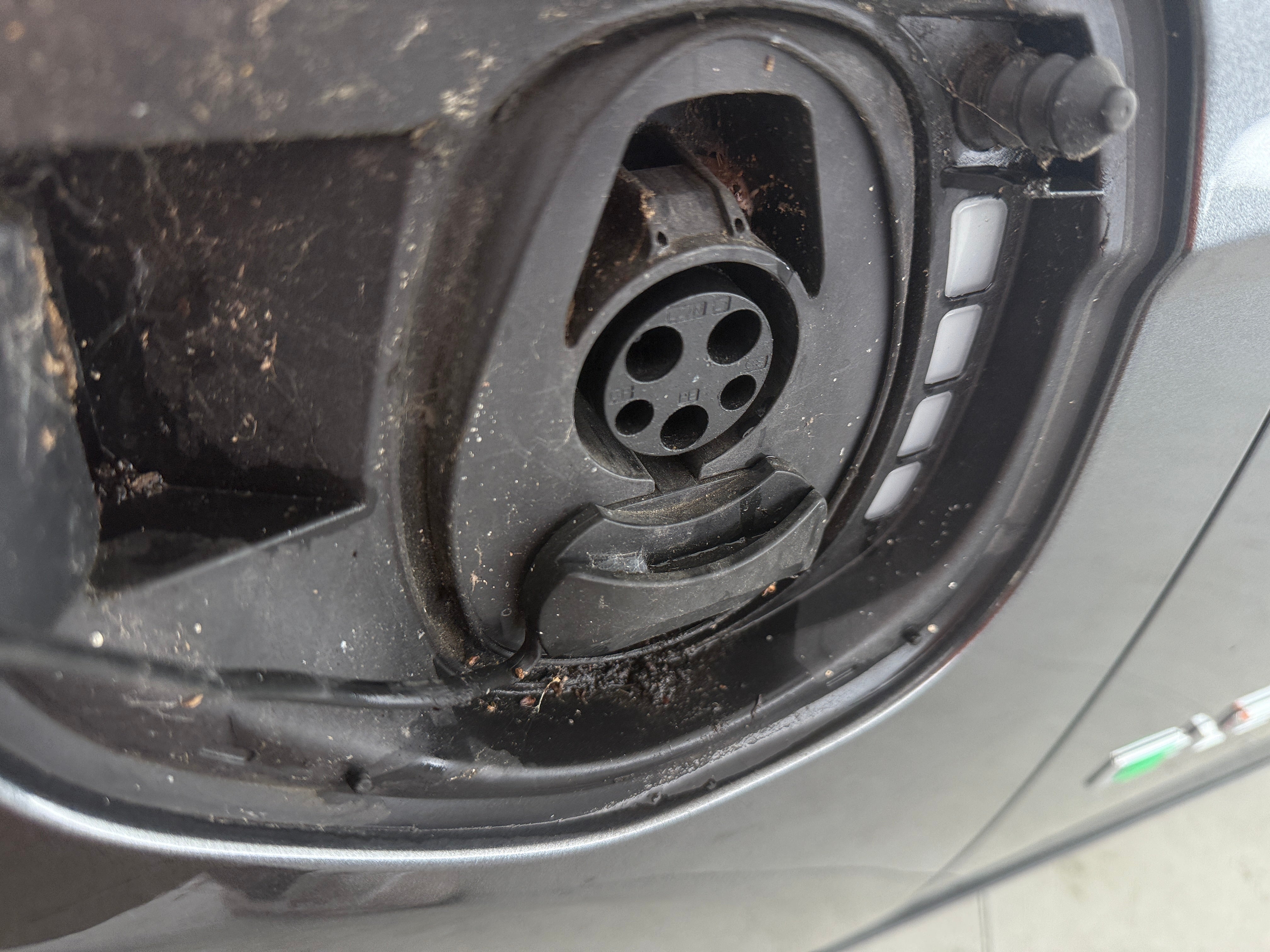 Used 2018 Ford Focus Electric with VIN 1FADP3R48JL296119 for sale in Auburn, WA