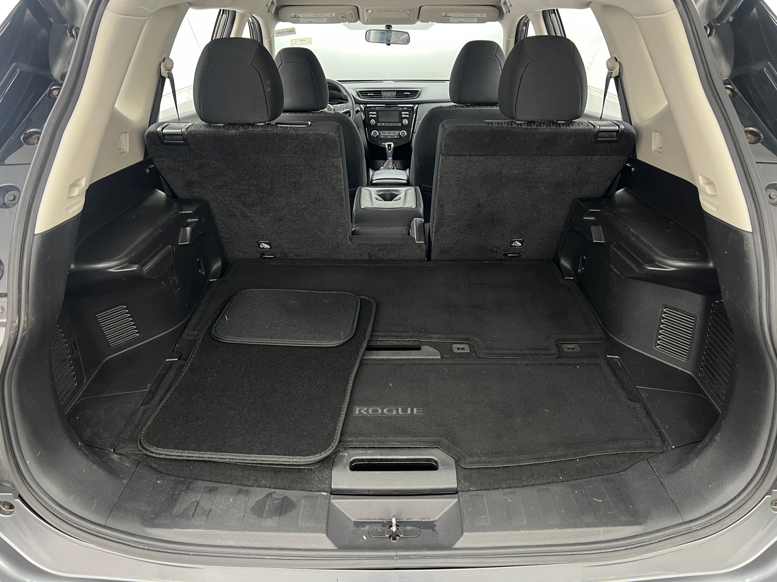 Thumbnail: 2017 Nissan Rogue - 7