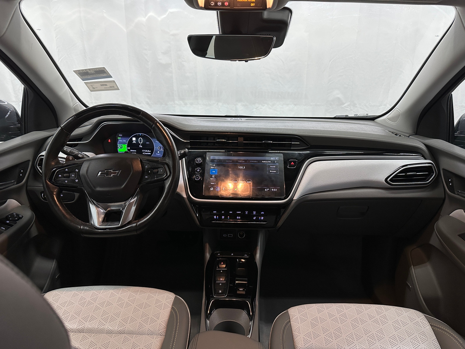 Thumbnail: 2022 Chevrolet Bolt EUV - 2