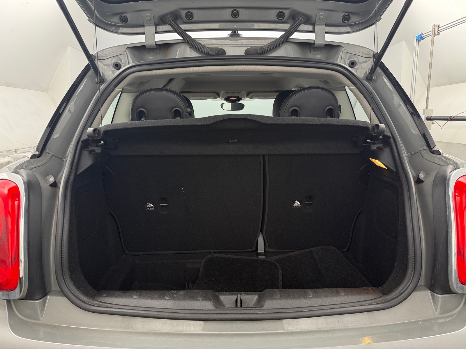 Thumbnail: 2016 MINI Cooper Hardtop - 6