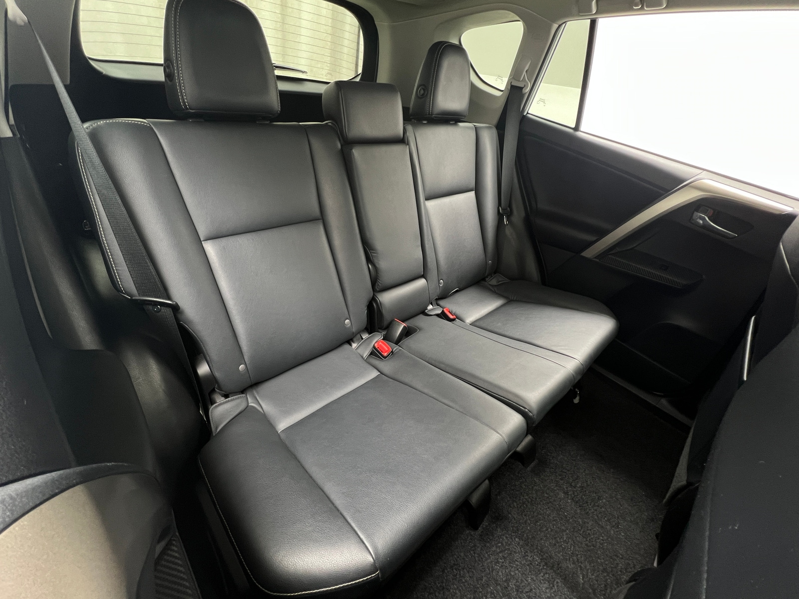 Thumbnail: 2013 Toyota RAV4 - 5