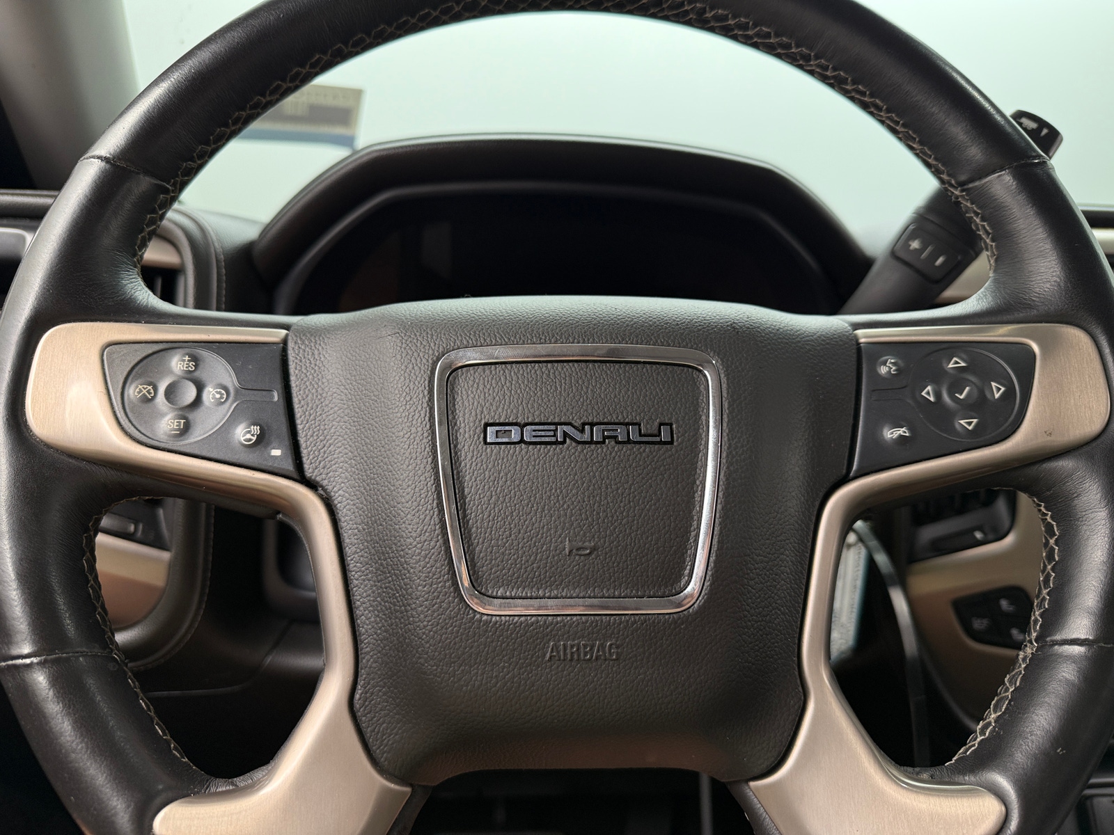 Thumbnail: 2015 GMC Sierra 1500 - 4