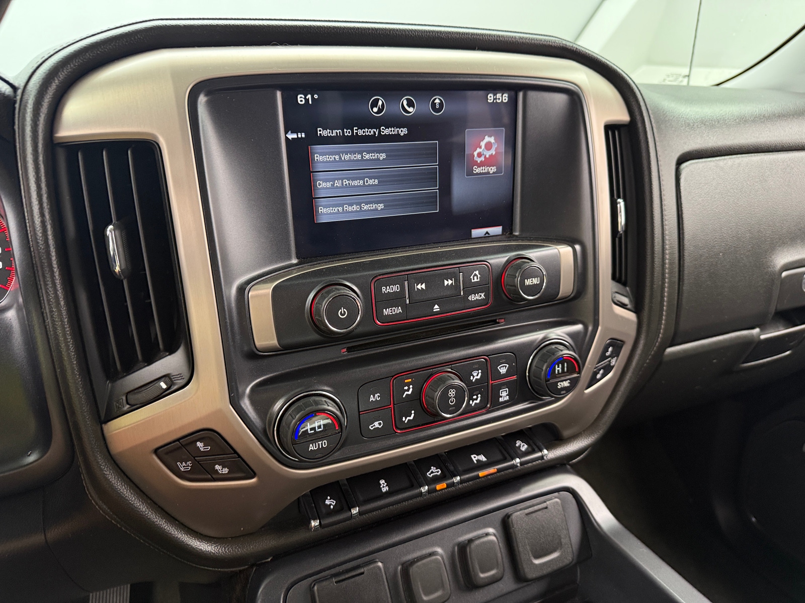 Thumbnail: 2015 GMC Sierra 1500 - 3