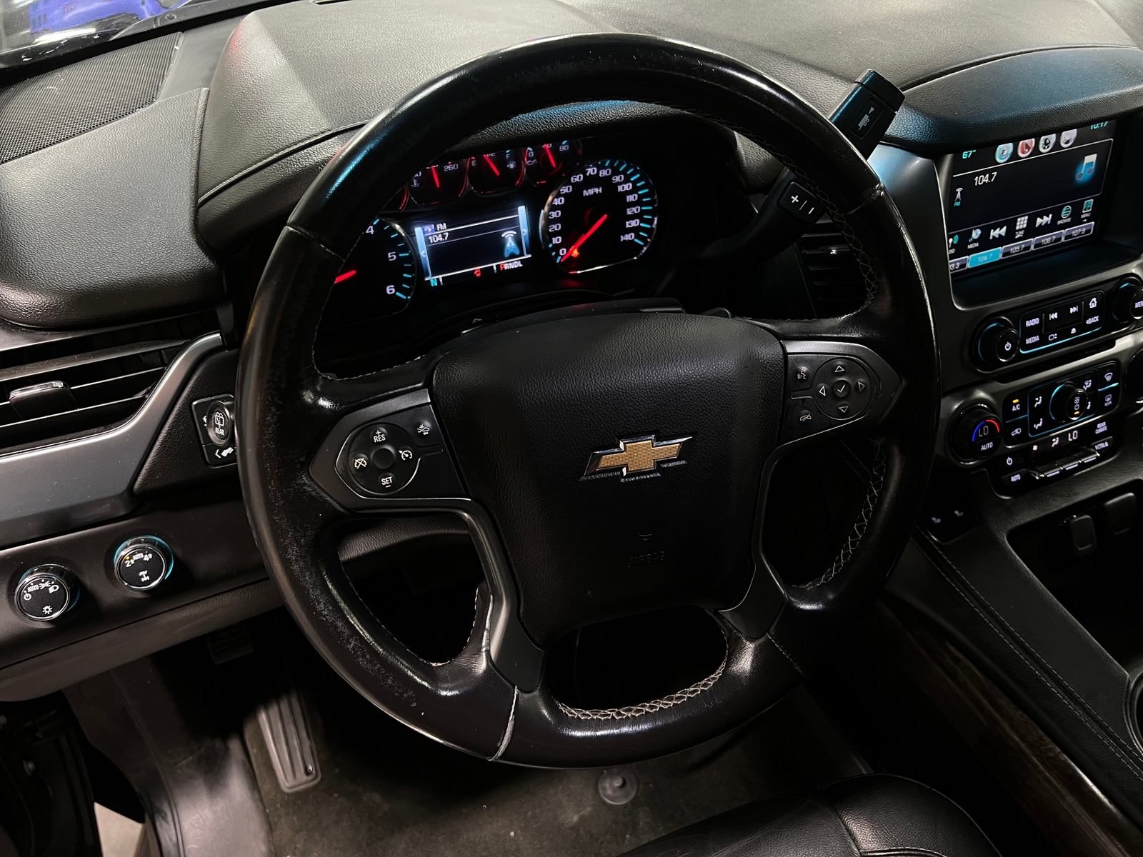 Thumbnail: 2018 Chevrolet Suburban - 4