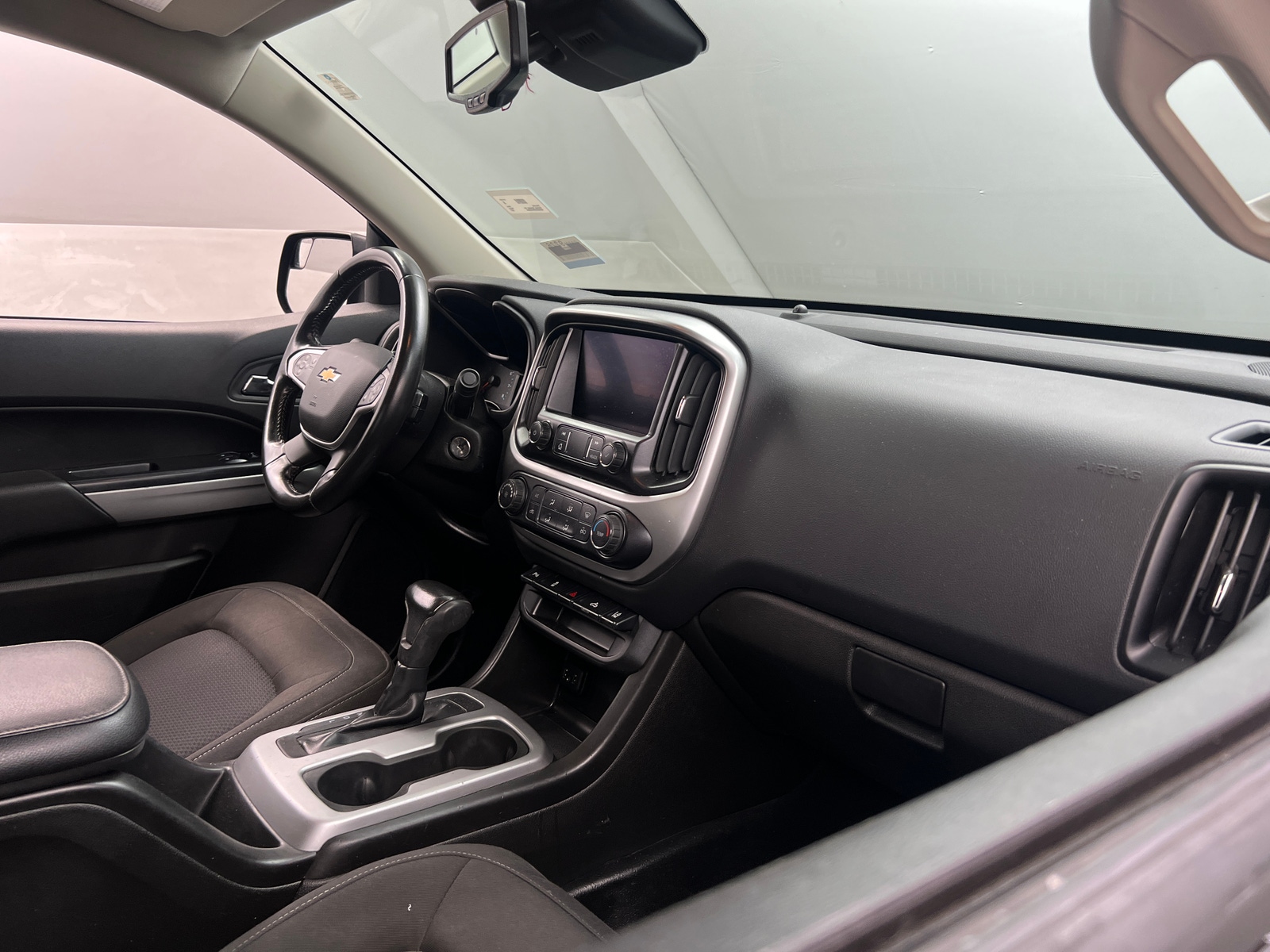 Thumbnail: 2021 Chevrolet Colorado - 3
