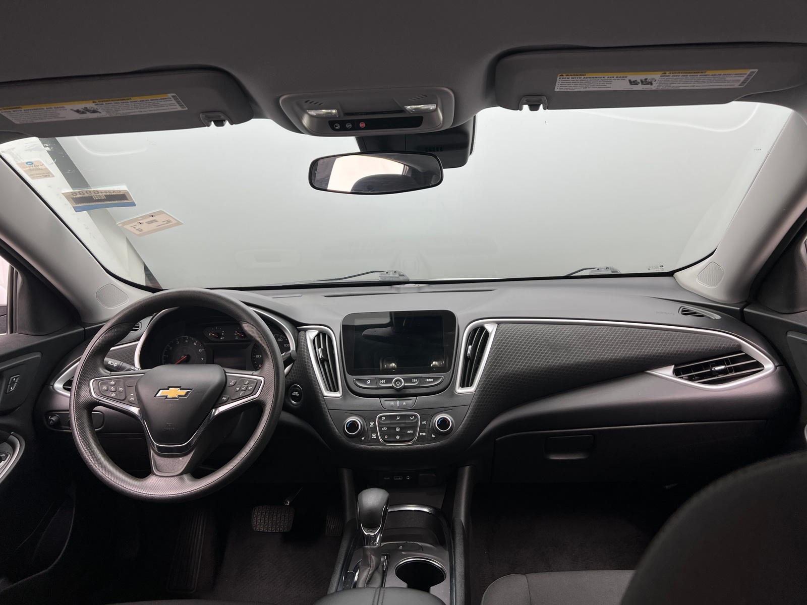 Thumbnail: 2023 Chevrolet Malibu - 3