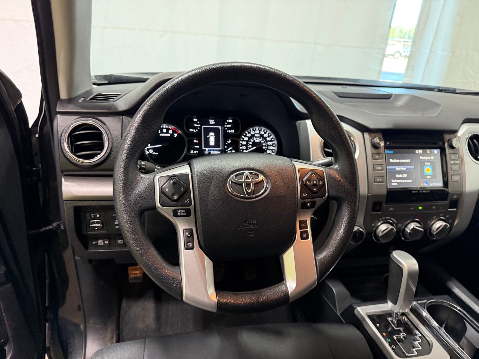 Thumbnail: 2018 Toyota Tundra - 5