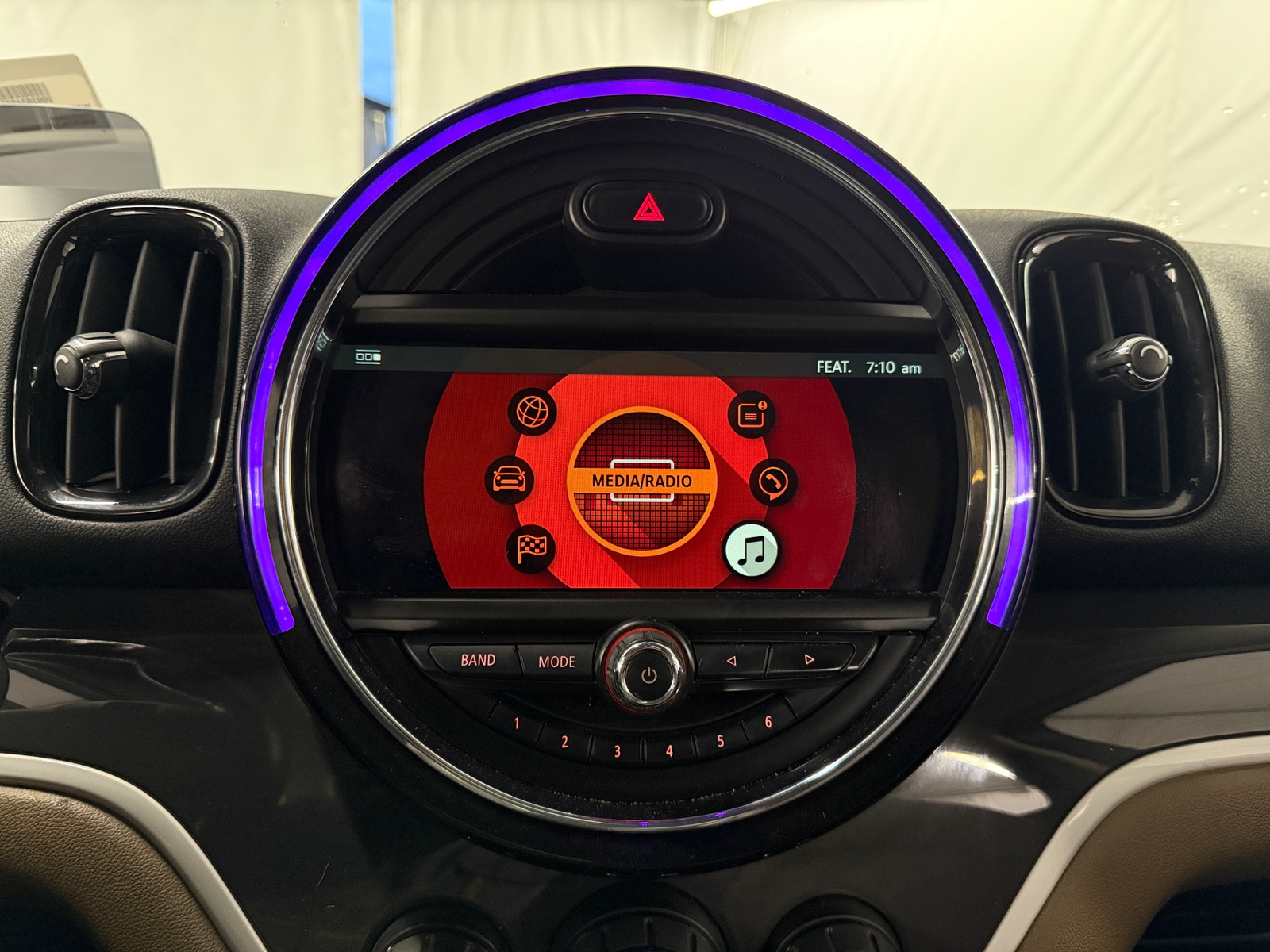 Thumbnail: 2017 MINI Cooper Countryman - 3